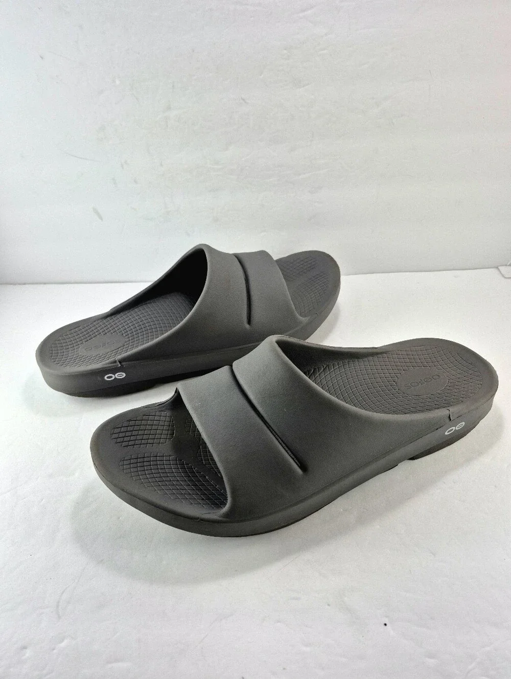 OOFOS OOahh Slide Sandals Mens Size 14 Gray Recovery Foam Comfort Slides